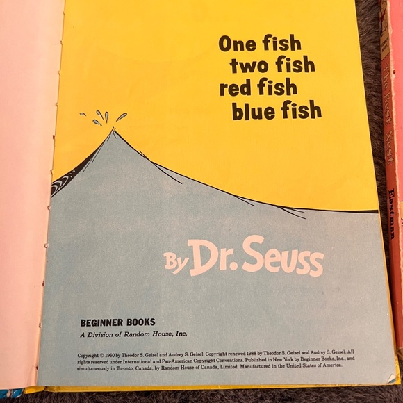 📘📕📙DR SEUSS - Picture 3 of 9